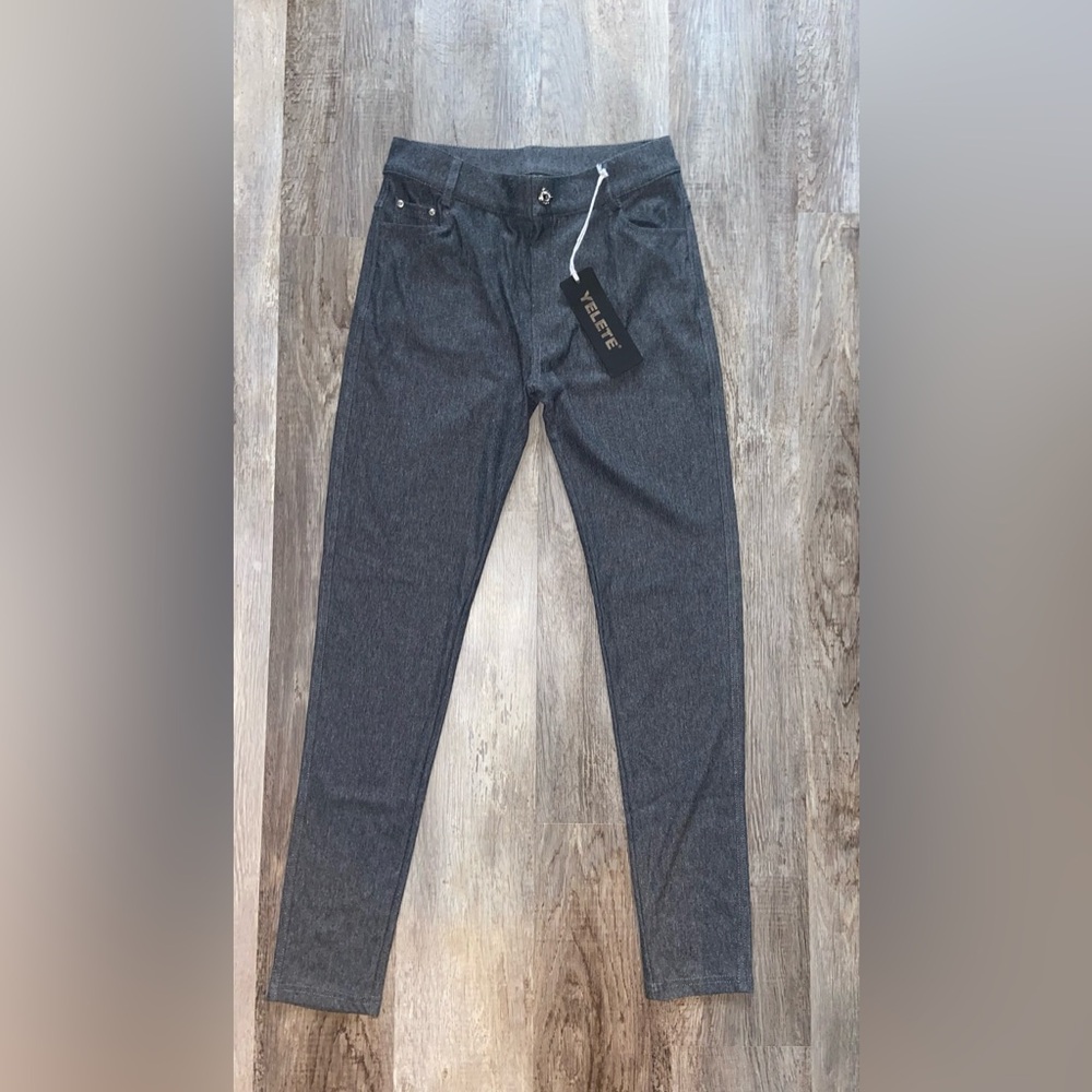 Yelete Women's  5-Pocket Skinny Jegging Grey Medium NWT